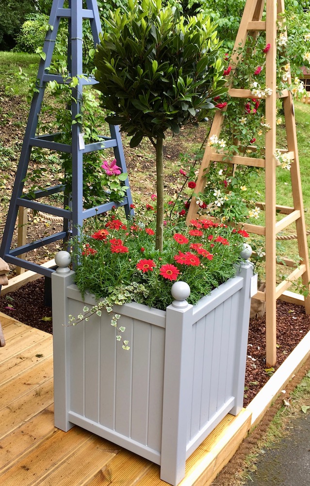 Versailles Planter painted Manor House Grey by Farrow & Ball at RHS Chelsea Flower Show 2018